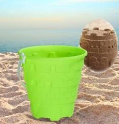 Alternative view of Balde de playa verde con forma de torre 18x19cm